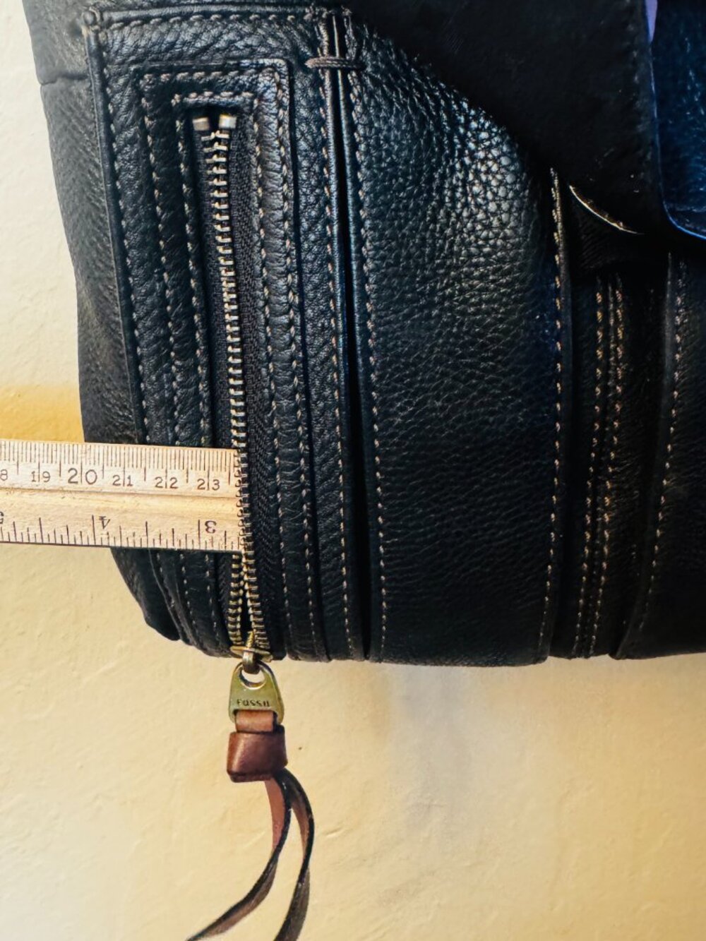 Fossil Morgan Traveler Black Soft Pebble Leather Organizer Crossbody Bag READ - Picture 5 of 15